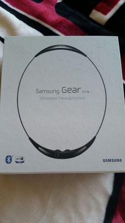 Head phones