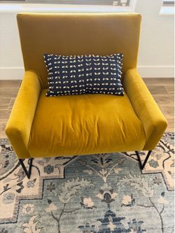 2 Article Accent Chairs