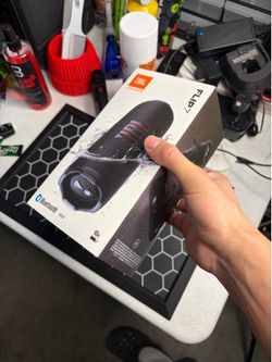 new JBL speaker Flip 7 black