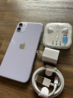 iPhone 11 (Unlocked) 64gb Earphones & Charger Included
