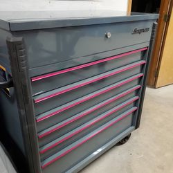 Snap On Tool Box And Free 32oz Hammer