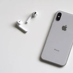 iPhone X 64G