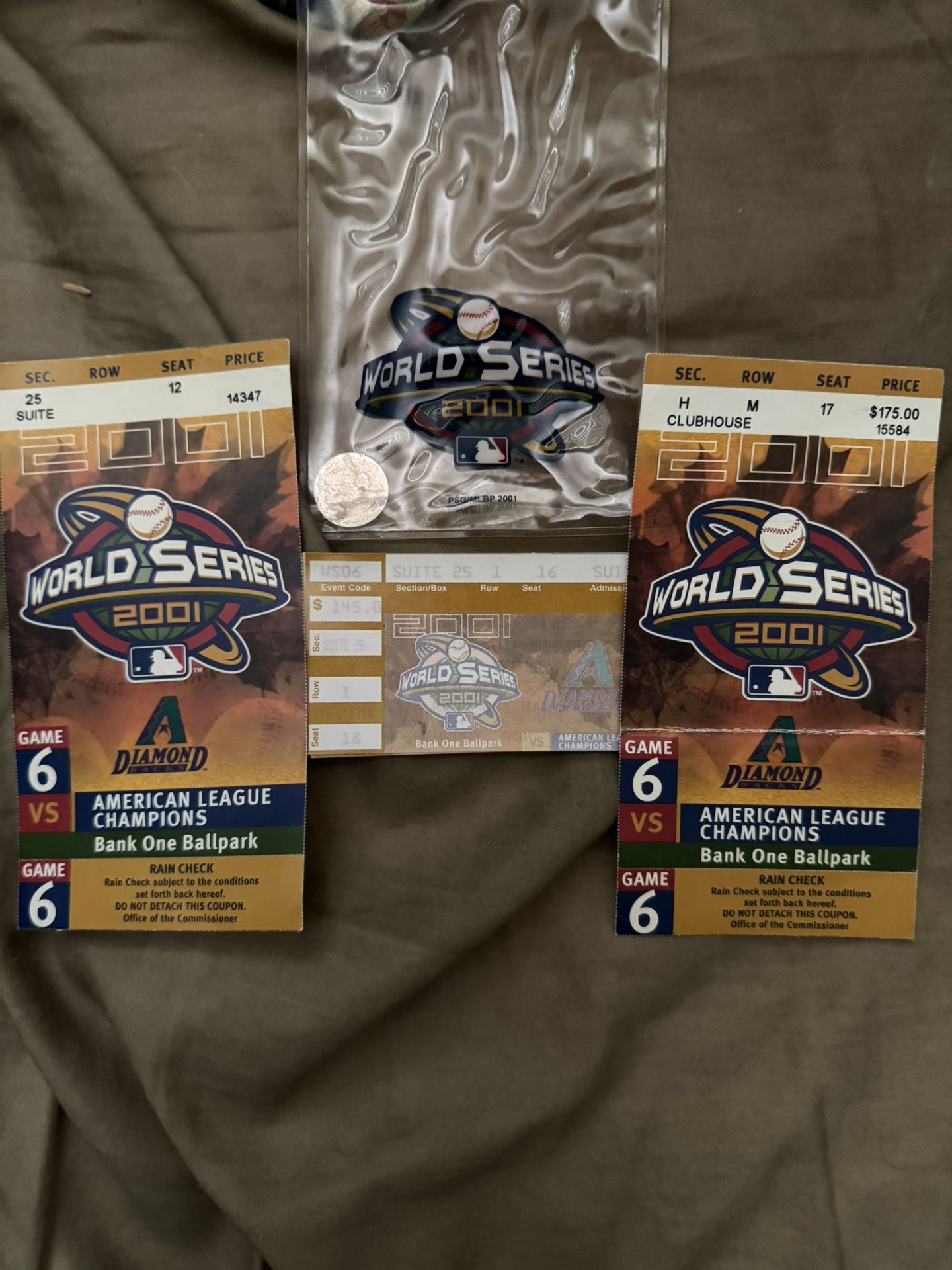Diamondbacks 2001 World Series Game Items