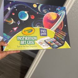 Crayola Inspiration Art Case Coloring Set - Space (140ct), Art Kit For Kids, Toys for Girls & Boys, Art Supplies Set, Drawing Gift for Kids,