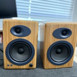 AudioEngine A5+ Powered Speakers 