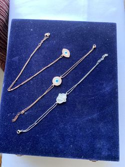 Gargantillas y pulseras deTurquia