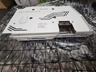 ZOTAC Gaming GeForce RTX™ 3060 AMP White Edition 12GB GDDR6 