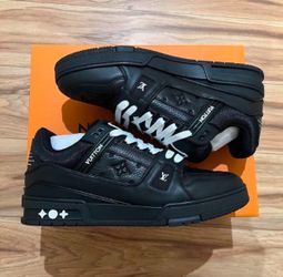 Black Lv Trainers Size 45