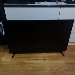 44-Inch Samsung Smart TV