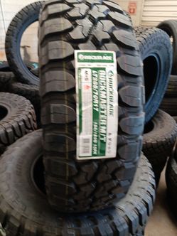 New set of tires285 70 17 rockblade mt
