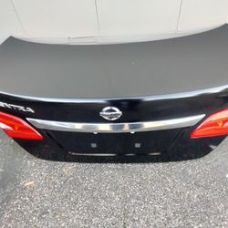 2016-2019 Nissan Sentra Complete Trunk Deck With Tail Lights And Inner Accessories OEM.