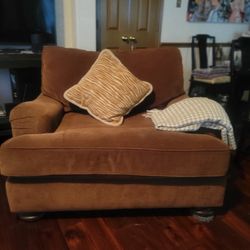 Bernhardt oversized  brown seat