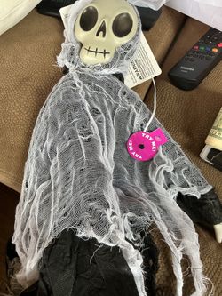 Hanging Ghost lights up  Scary Haunted House Prop Party Decoration