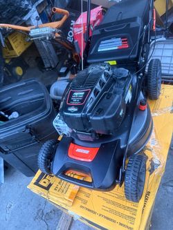 Echo lawmover 190cc costumer return to Home Depot as is $340 firm