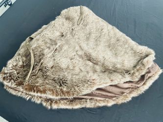 Faux Fur Christmas Tree Skirt