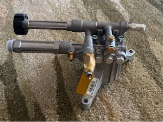 BRIGGS & STRATTON 704667 PUMP