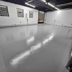 3-Bay Private Garage – Perfect for Auto Detailing / Wrap / Business Use – Oak Lawn
