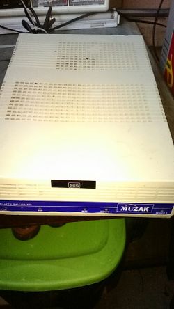Muzak 1800 satellite receiver