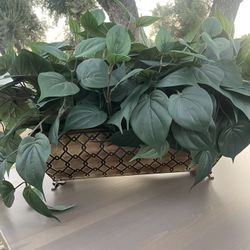 Home Good Faux Plant Decor