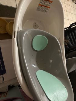 Baby bathtub