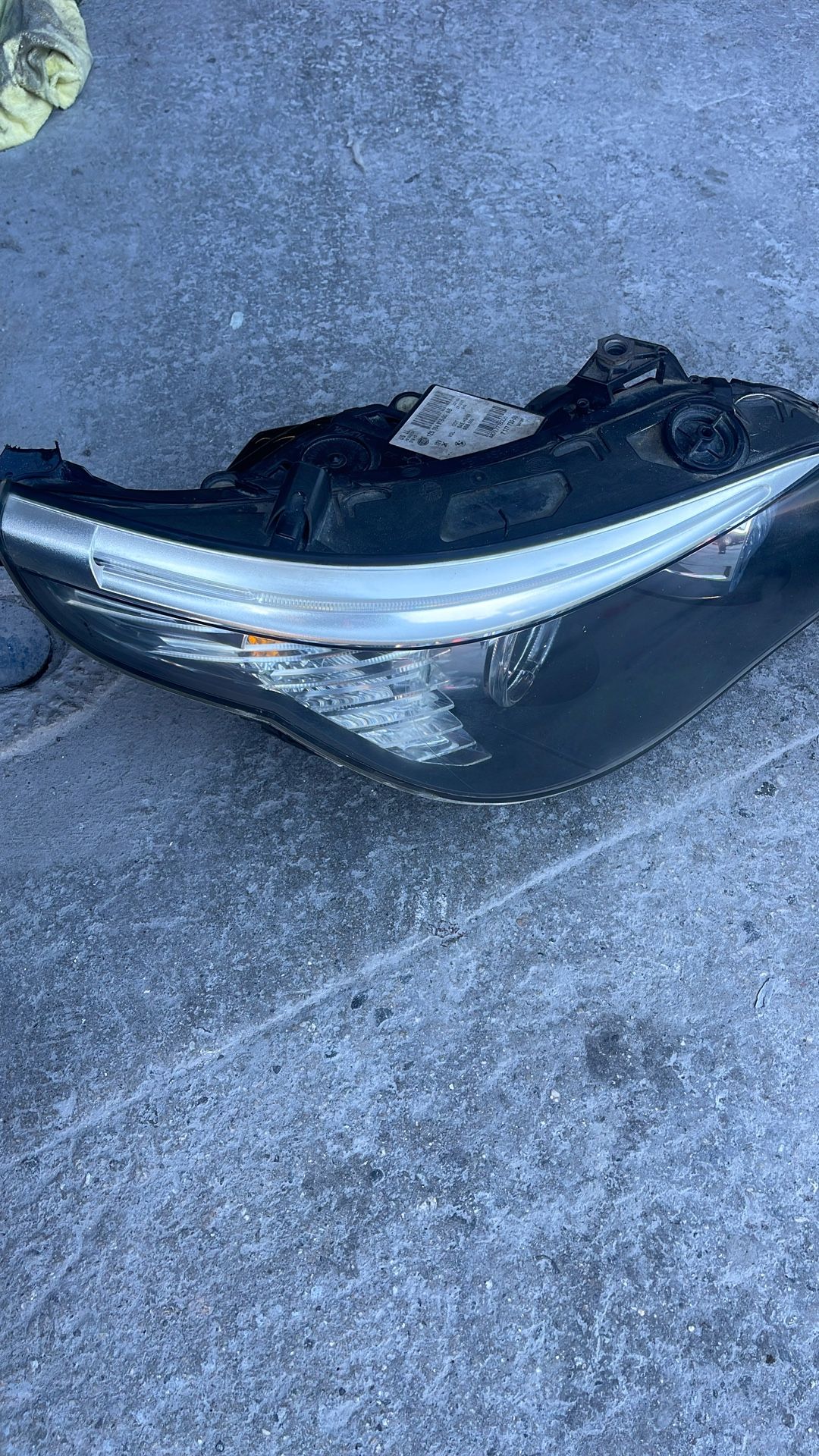 BMW E60 headlights