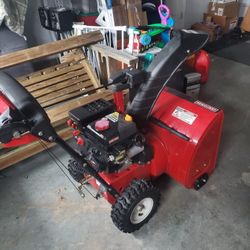 CRAFTSMAN 2 STAGE 24 INCH JUST TUNED UP! BE READY FOR THIS WEEKEND