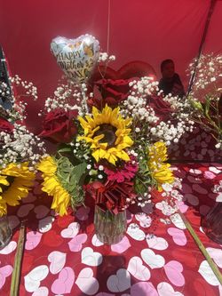 Mother’s Day Flower Arrangements