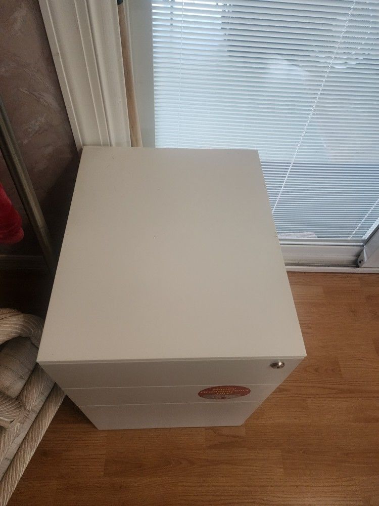 3 Drawer Filing Cabinet