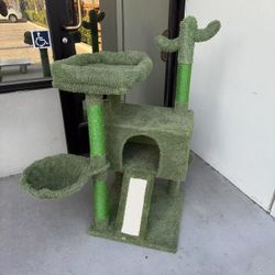 New In Box 43 Inch Tall Cat Tree Pet House Scratcher Scratching Play Post For Large Adult Cats  Green Color 
