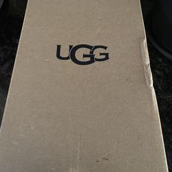 Comfortable Ugg Slipper Shoes Purple In Size 8 Brand New Size 8