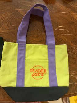 NWOT Trader Joe's Canvas Tote Bag