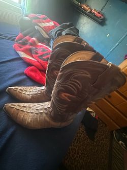 Man’s boots