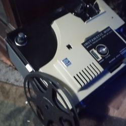 Antique/Vintage Screen Projector 