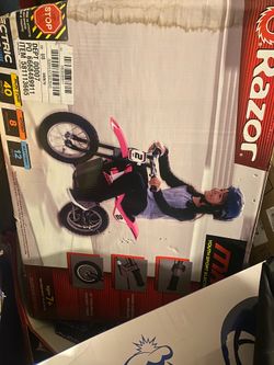 Razor MC125 Dirt Rocket Electric Bike pink