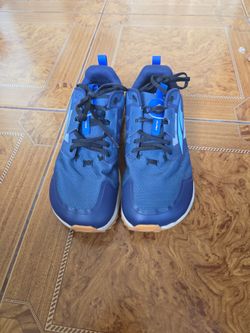 Altra Trail Runners 10.5 Wide