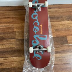 CHOCOLATE PROFESSIONAL SKATEBOARD BRAND NEW SIZE 8 🎁🎁
