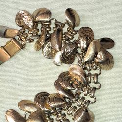 Vintage NAPIER Shell Charm Bracelet