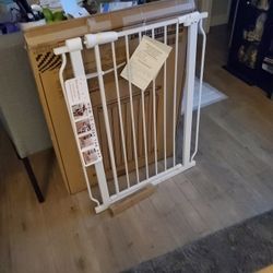 Baby/Pet Gate