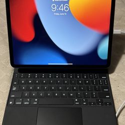 iPad Pro 11 256 GB (3rd Gen) + Magic Keyboard + Apple Pencil 2 —Bundle