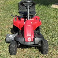 Riding Lawnmower 