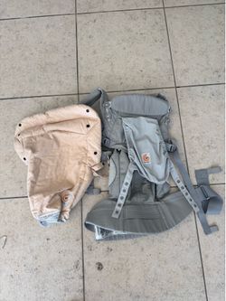 Ergobaby Carrier with infant insert