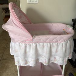 Baby Bassinet / Cuna Bebe