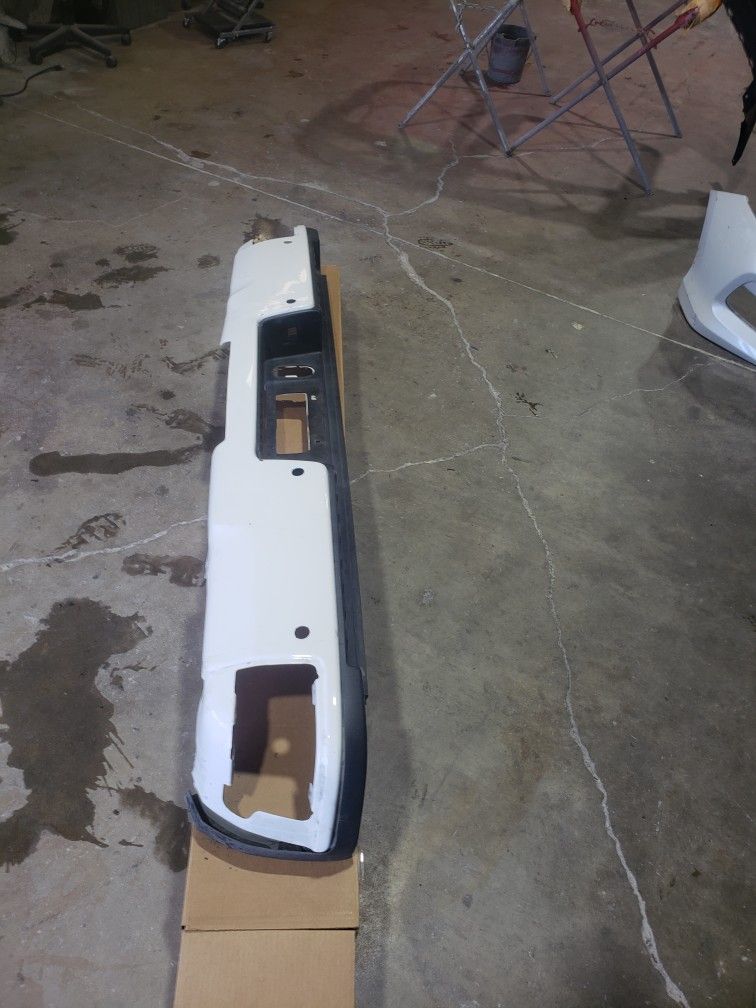 2019 Gmc Sierra Rear Bumper Facia/ Pad