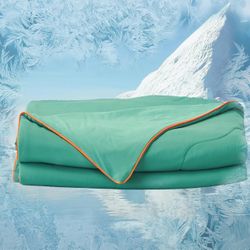 Brandnew(Queen) Cooling Comforter for Hot Sleepers & Night Sweats - IceyRest Cold Touch Technology, Lightweight Summer Blanket Breathable Silk Smooth 