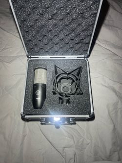 AKG P220 microphone