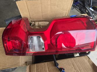 21 Silverado Tail Light 