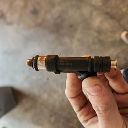 Ford Mustang GT Injectors.
