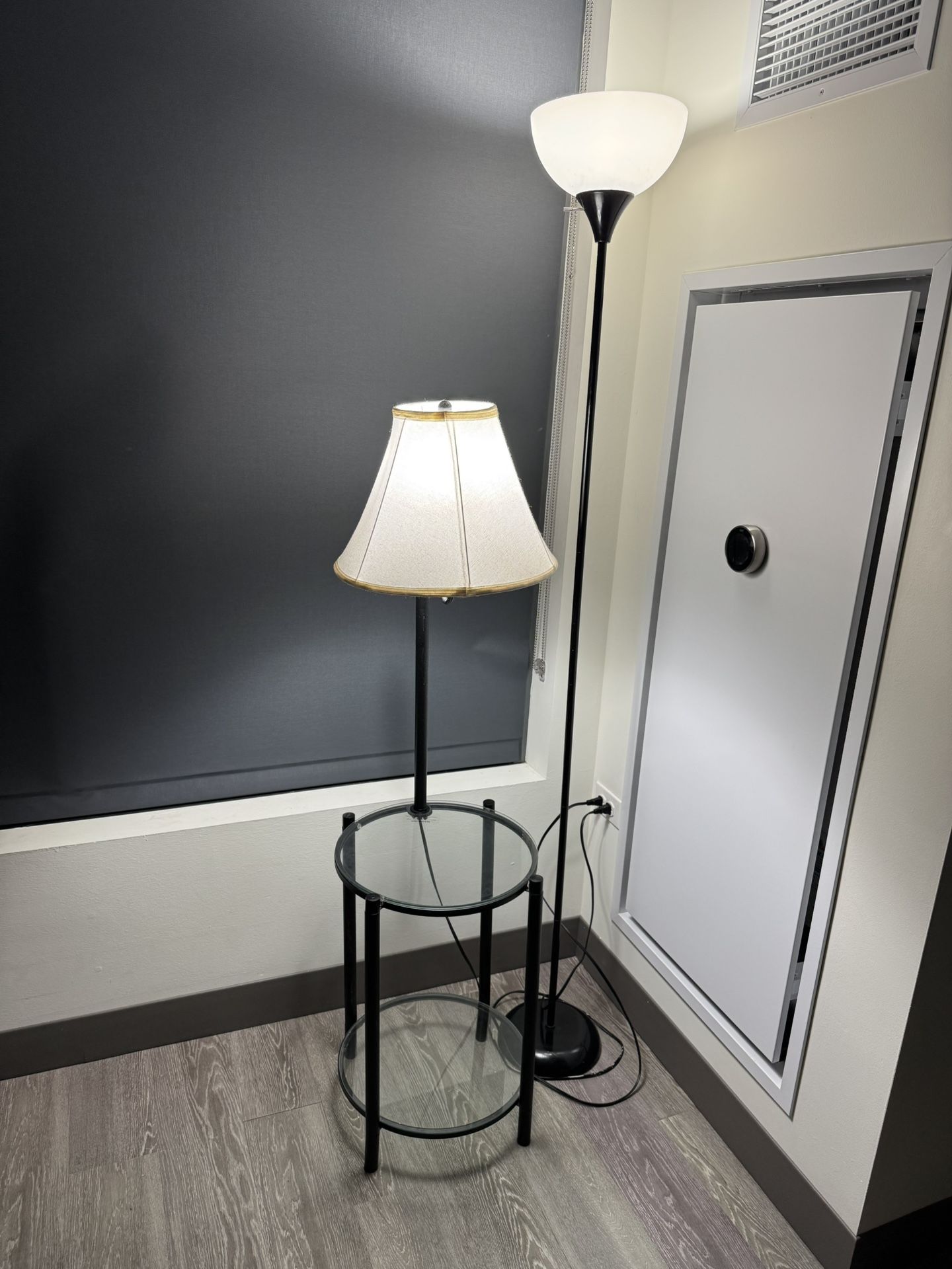Corner Table With Lamp With Floor Lamp Good Condition