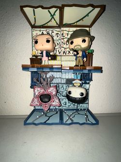 Funko Pop Stranger Things Deluxe Display Set