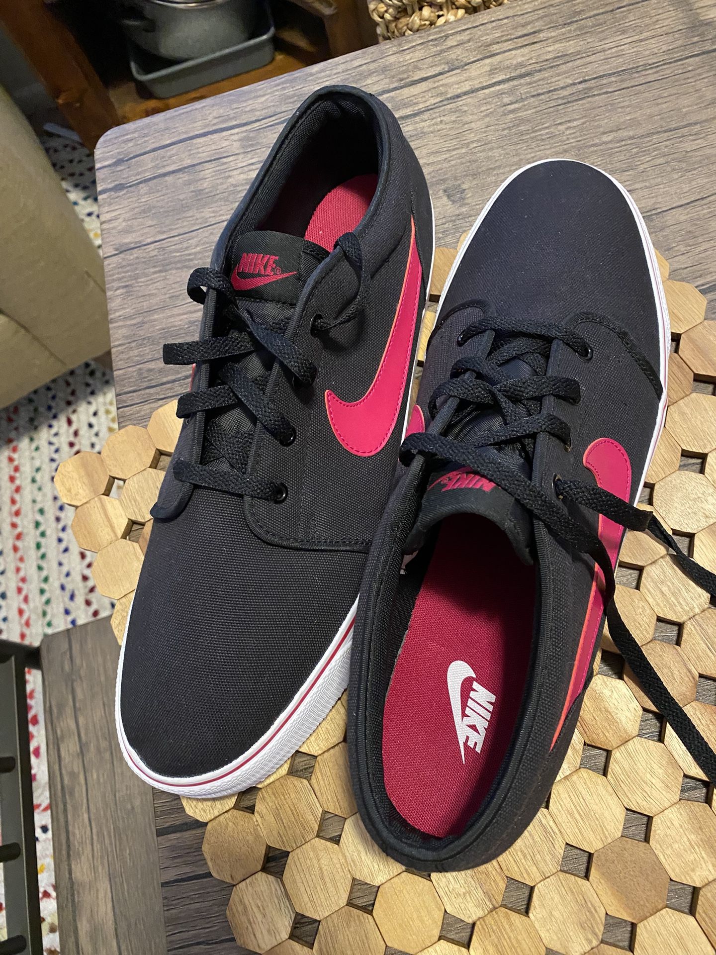 Nike Men’s Size 15